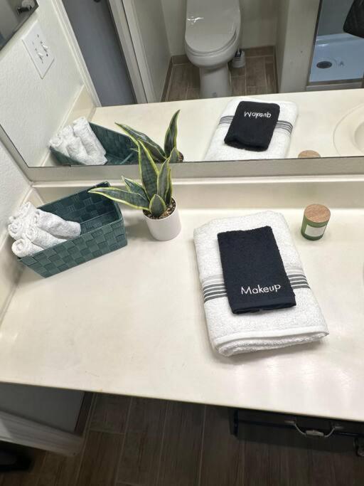2Br Condo 15 Mins To Downtown Phoenix With Pool & Spa Exteriör bild